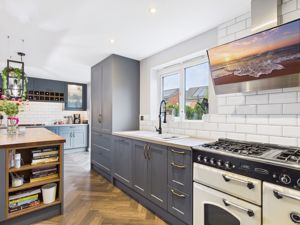 Kitchen- click for photo gallery